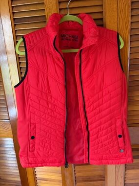 Michael Kors Red Quilted Puffer Vest size Large